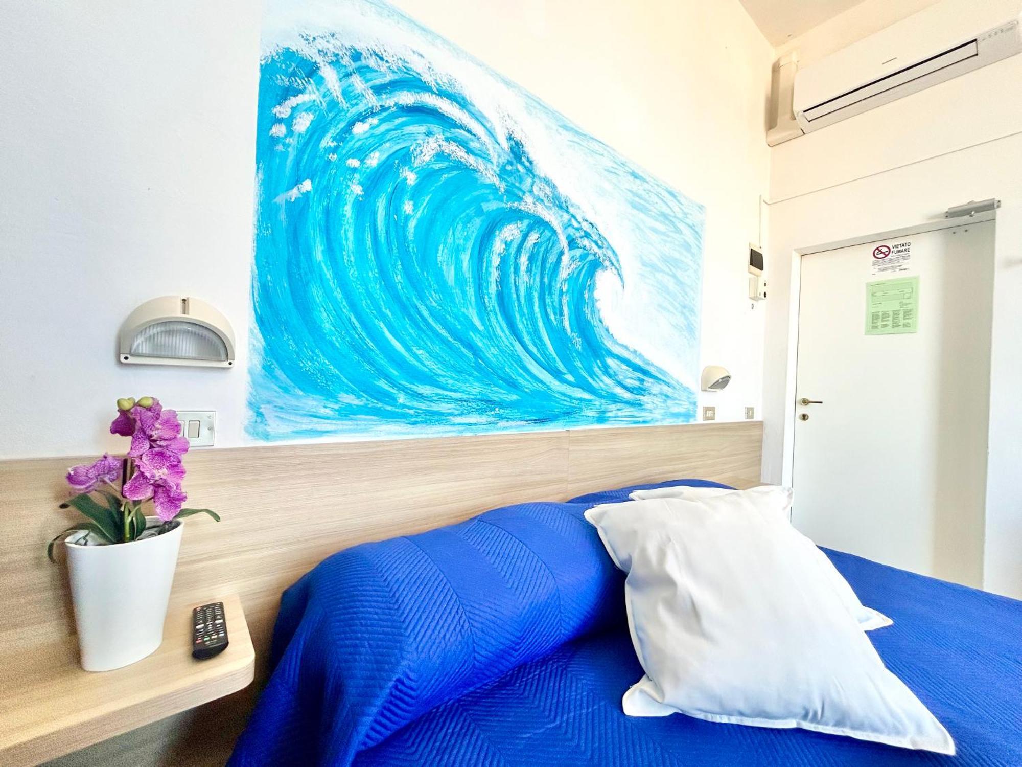 Hotel Bartolini เบลลาเรีย-อีเจอา มารีนา ภายนอก รูปภาพ